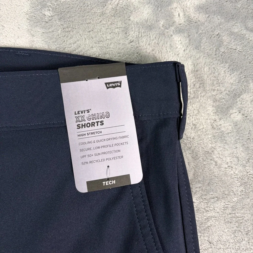 NEW LEVIS 'XX Chino Tech Shorts' Mens 44 Navy Blue Stretch Lightweight 8
